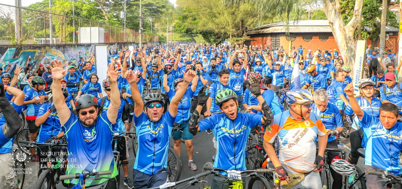 mas-de-2000-personas-disfrutaron-de-la-pedalera-en-ambiente-seguro